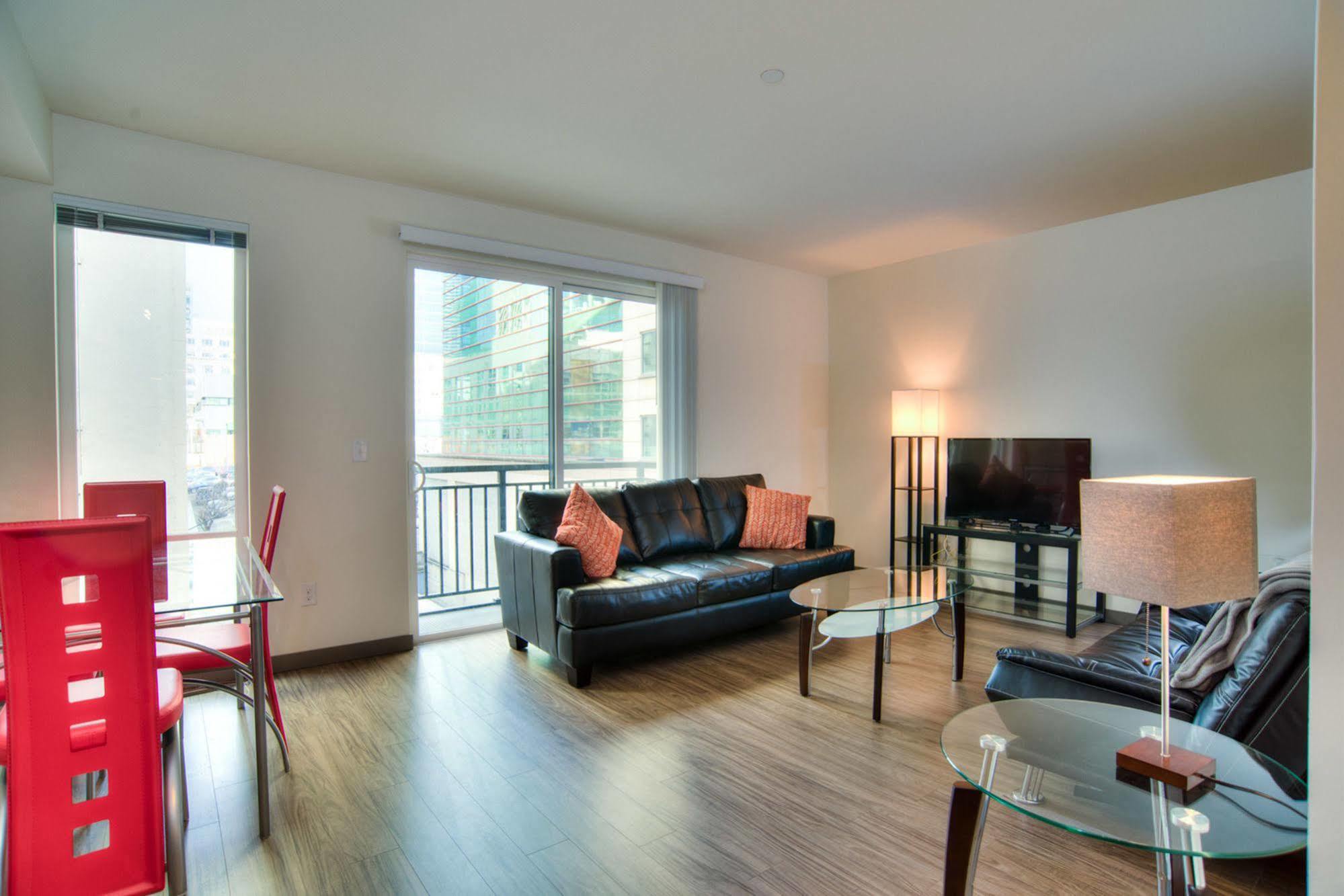 Pelicanstay In Pioneer Square Seattle Exterior photo